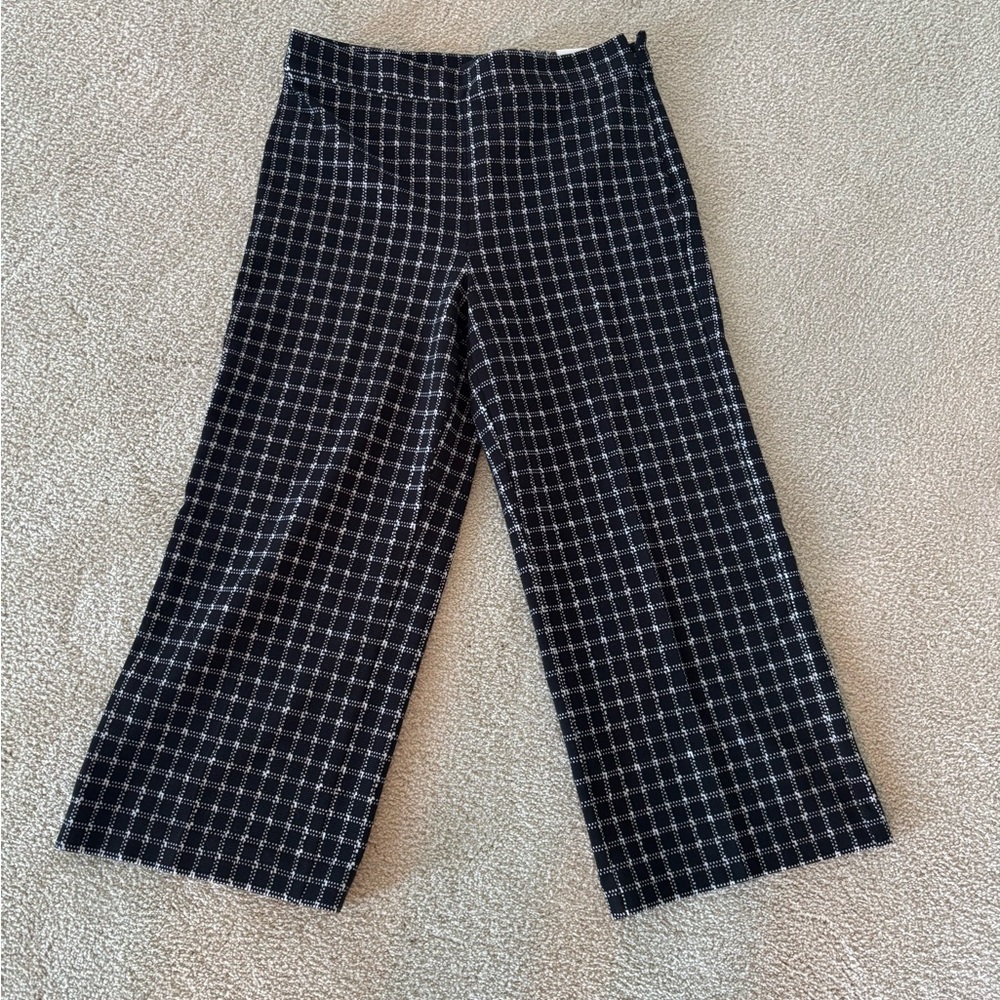 NWT! Ann Taylor Black and White Plaid wide leg ankle pants
